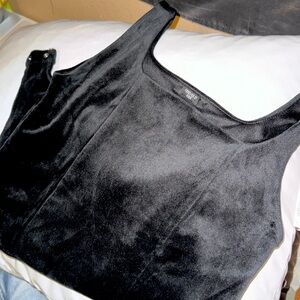 Girl Forever 21 kids 13/14 black velvet bodysuit